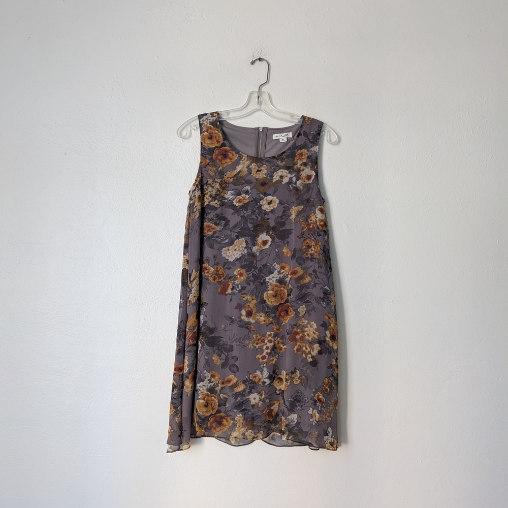 Simply Noelle Gray Floral Mini Dress